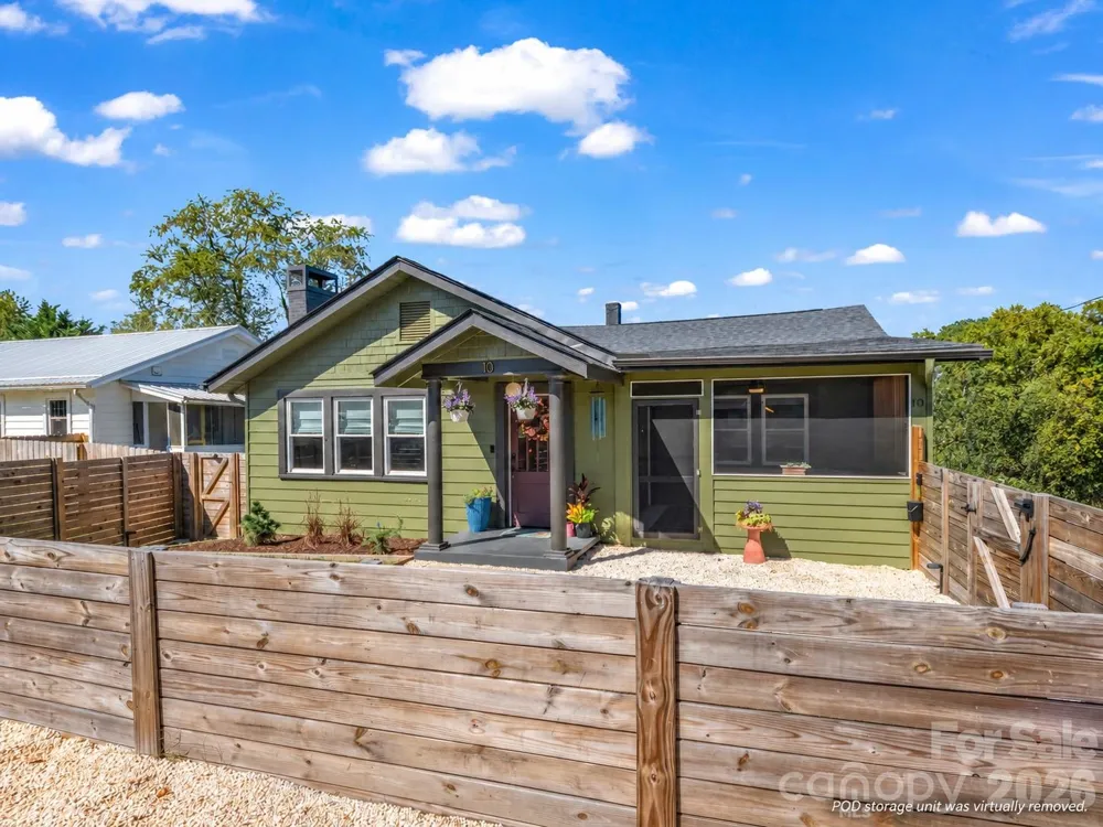 10 Dale Street Asheville, NC 28806