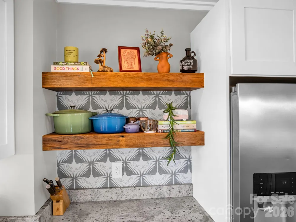 10 Dale Street Asheville, NC 28806