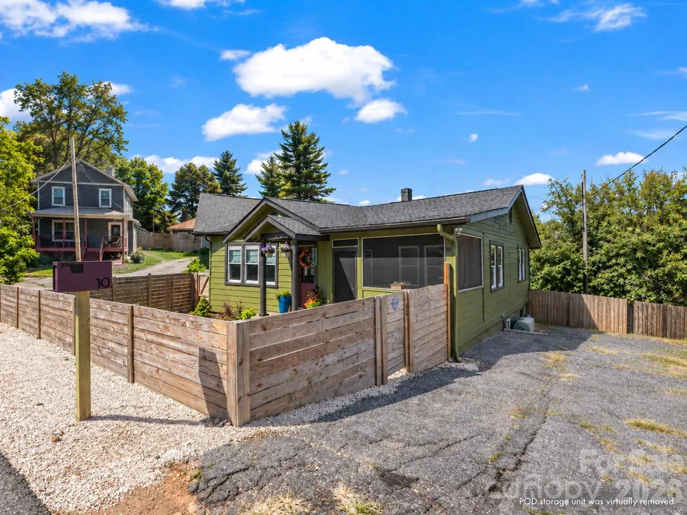 10 Dale Street Asheville, NC 28806