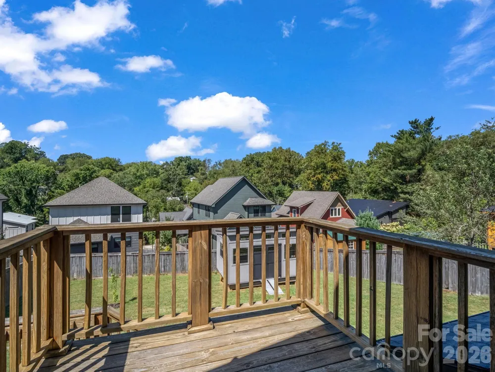 10 Dale Street Asheville, NC 28806