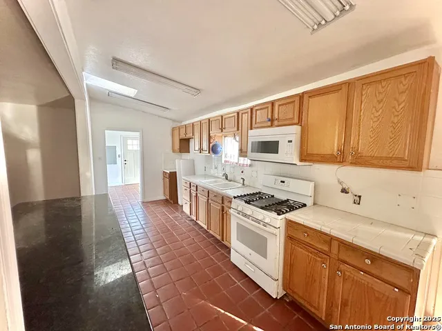 2103 Fm 2790 Lytle, TX 78052
