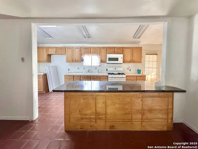 2103 Fm 2790 Lytle, TX 78052