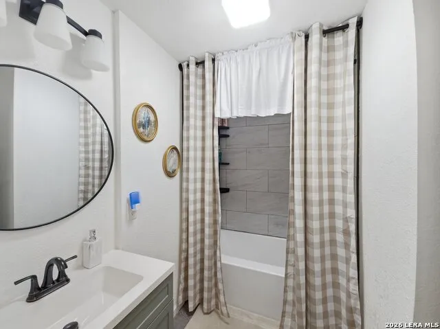 514 FLORENCE ST Kerrville, TX 78028
