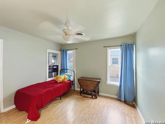 514 FLORENCE ST Kerrville, TX 78028