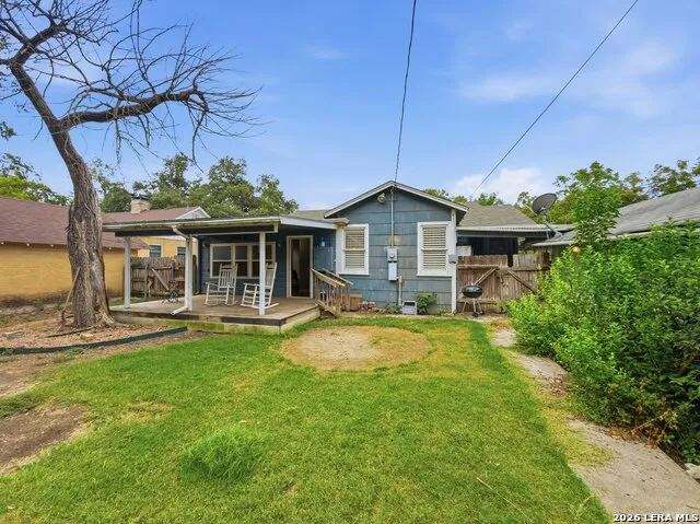 514 FLORENCE ST Kerrville, TX 78028