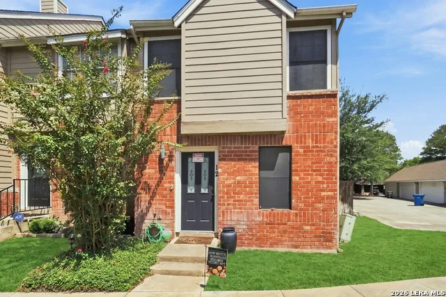 12 Cross Canyon San Antonio, TX 78247