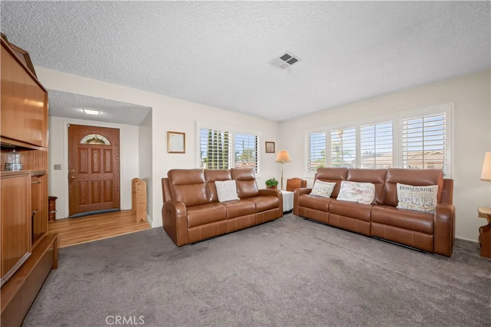 7195 Seine Highland, CA 92346