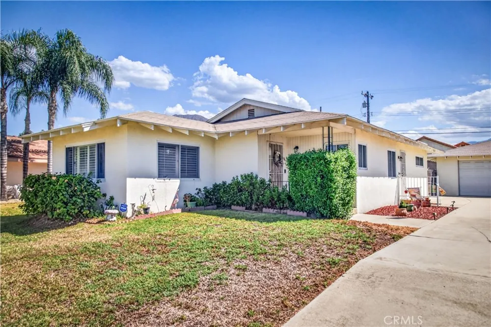 7195 Seine Highland, CA 92346