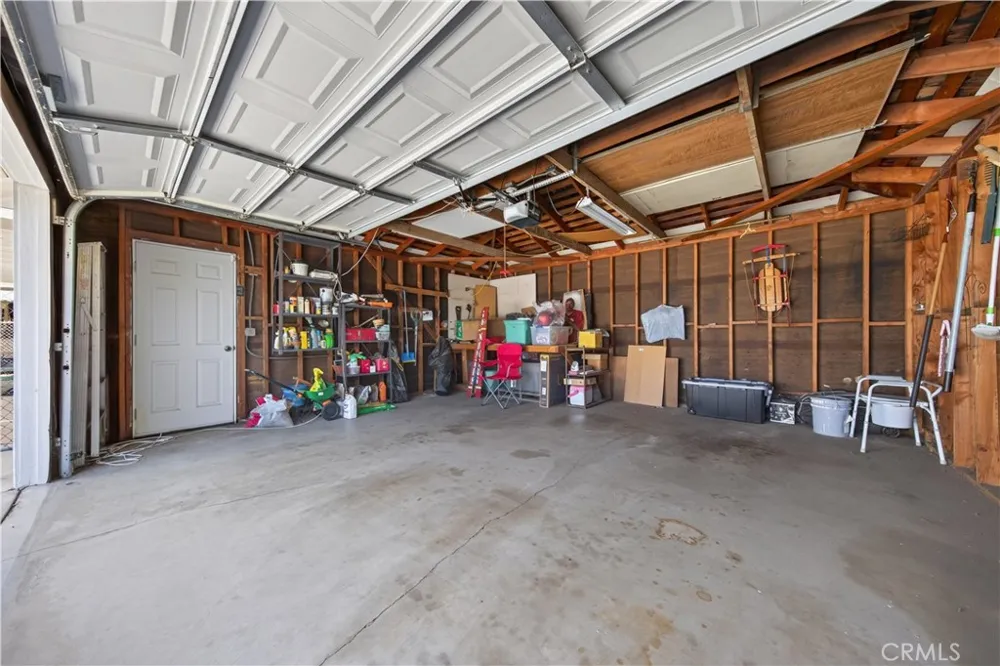 7195 Seine Highland, CA 92346