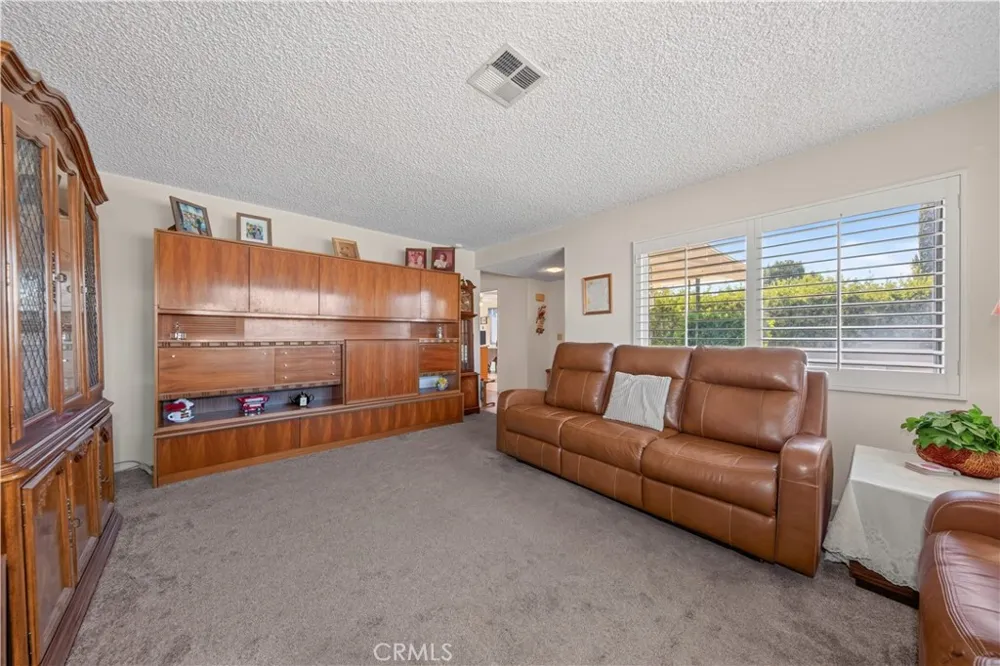7195 Seine Highland, CA 92346