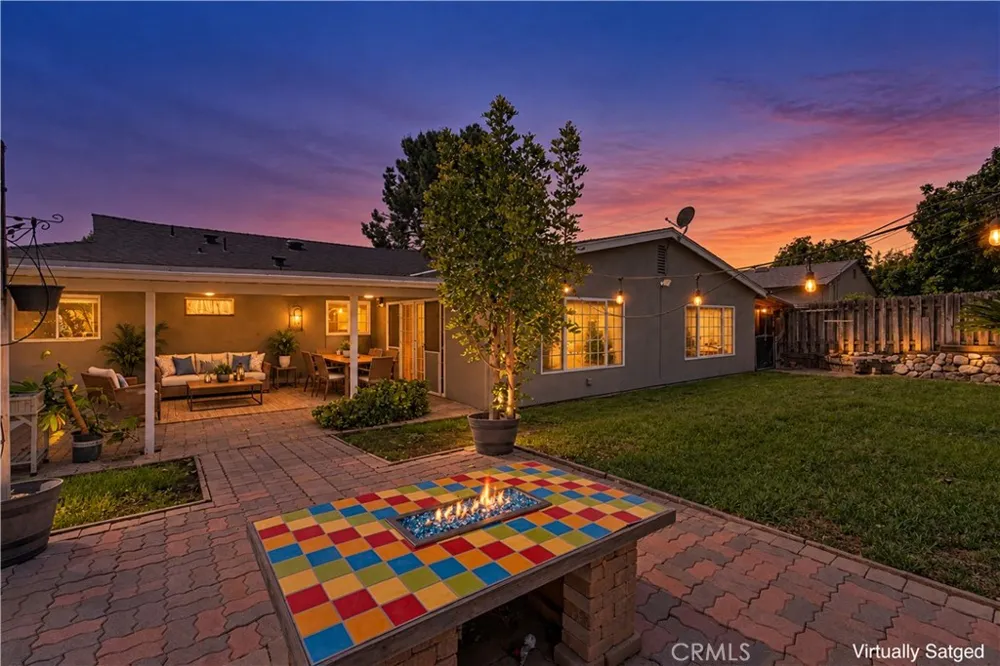 537 W Whitcomb Glendora, CA 91741
