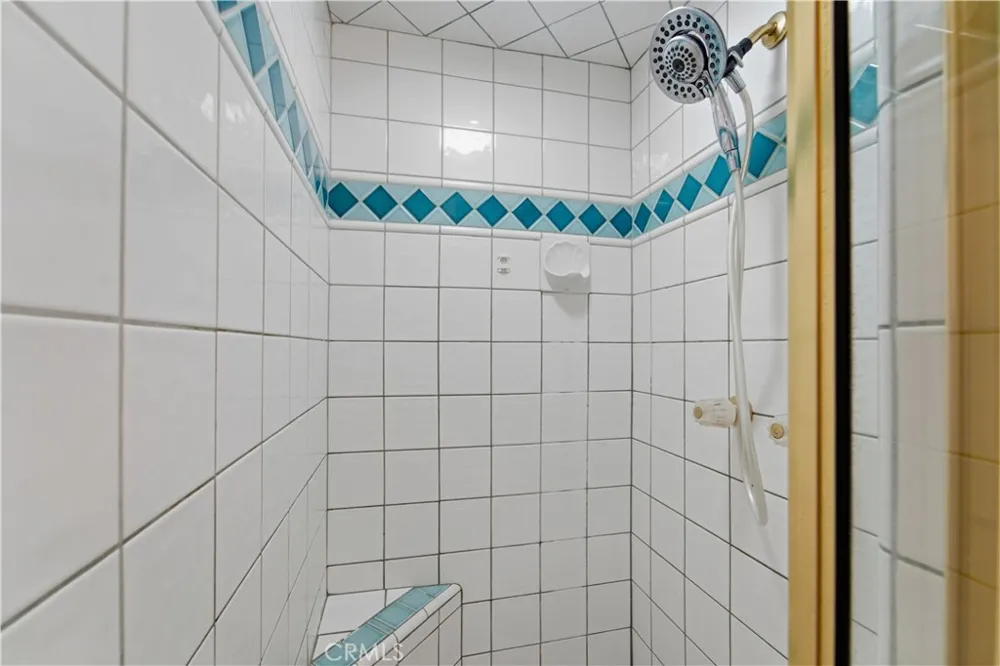 537 W Whitcomb Glendora, CA 91741