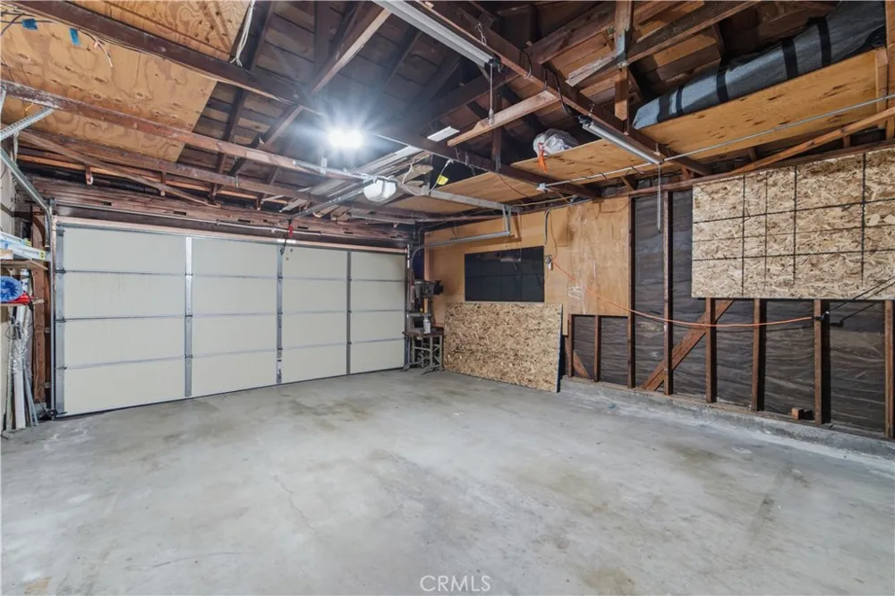 537 W Whitcomb Glendora, CA 91741