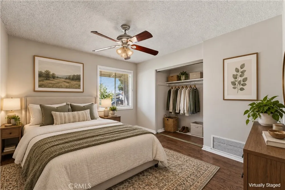 537 W Whitcomb Glendora, CA 91741
