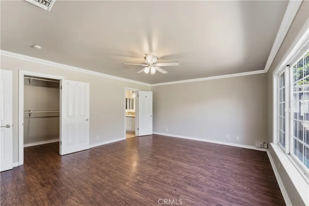537 W Whitcomb Glendora, CA 91741