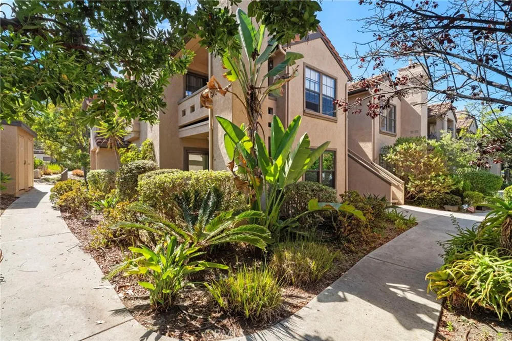 1046 Calle Del Cerro #420 San Clemente, CA 92672