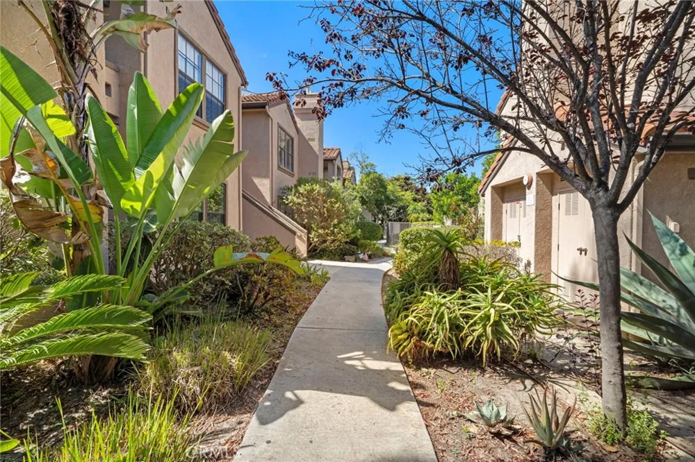 1046 Calle Del Cerro #420 San Clemente, CA 92672