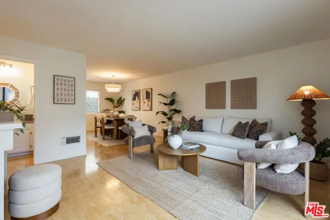 1447 Franklin Street #2