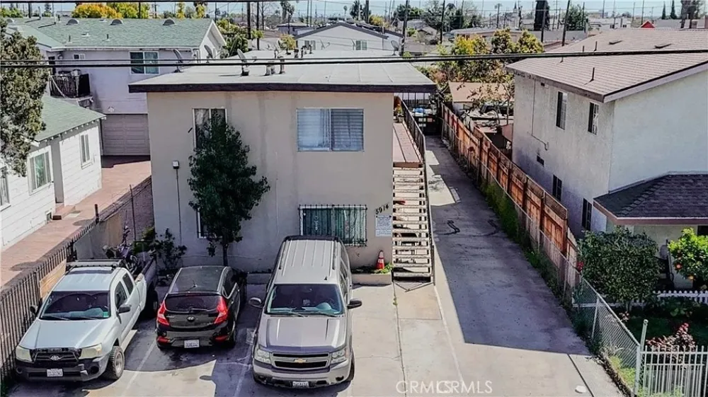 5914 S Hoover Street Los Angeles, CA 90044