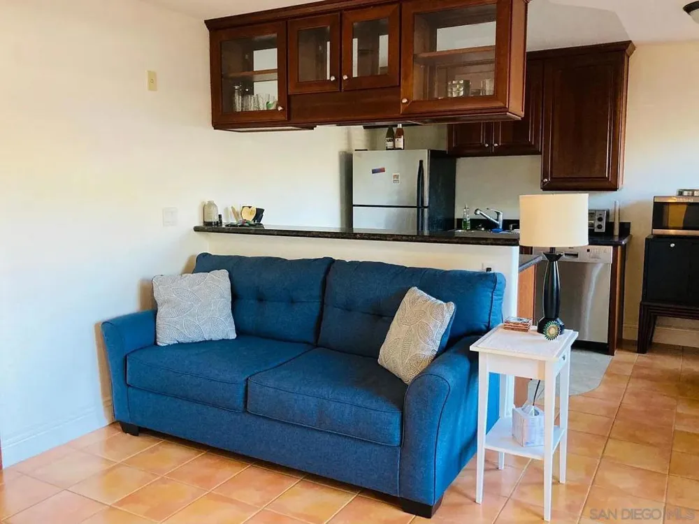 8430 Via Mallorca #107 La Jolla, CA 92037