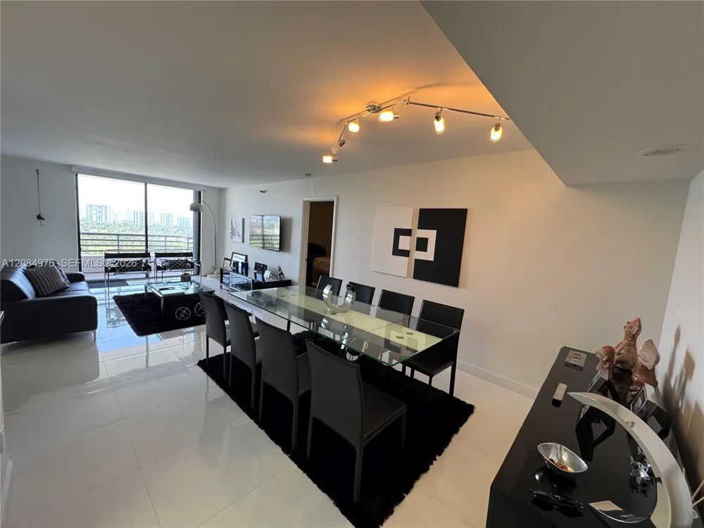 3300 NE 191st St #1710 Aventura, FL 33180