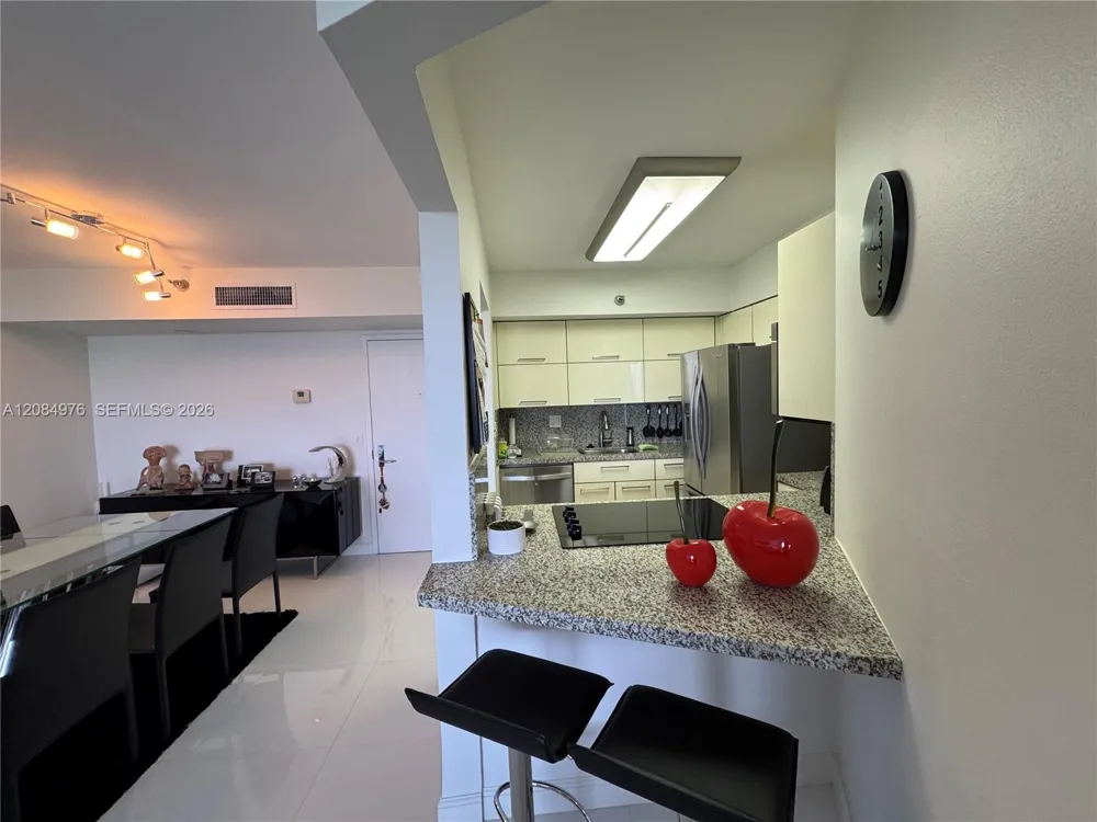 3300 NE 191st St #1710 Aventura, FL 33180