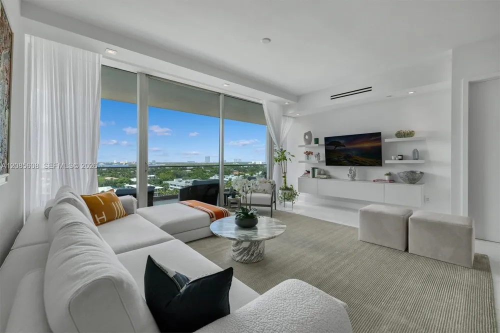 Address Not Shown Bal Harbour, FL 33154