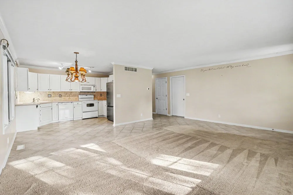 868 Harvest Drive Holland, MI 49423