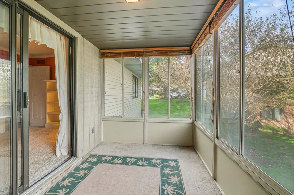 868 Harvest Drive Holland, MI 49423