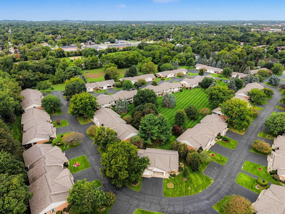 868 Harvest Drive Holland, MI 49423
