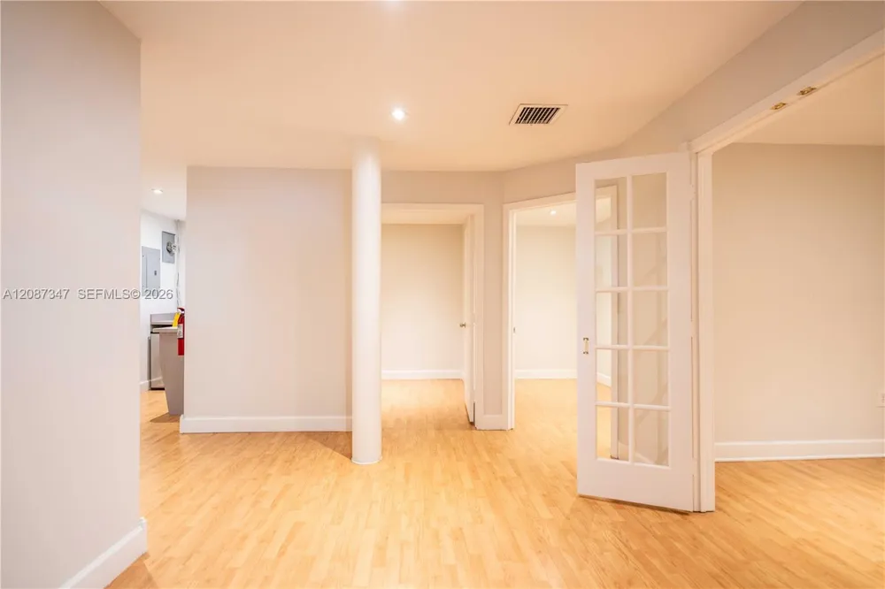 3119 Coral Way #200 Miami, FL 33145