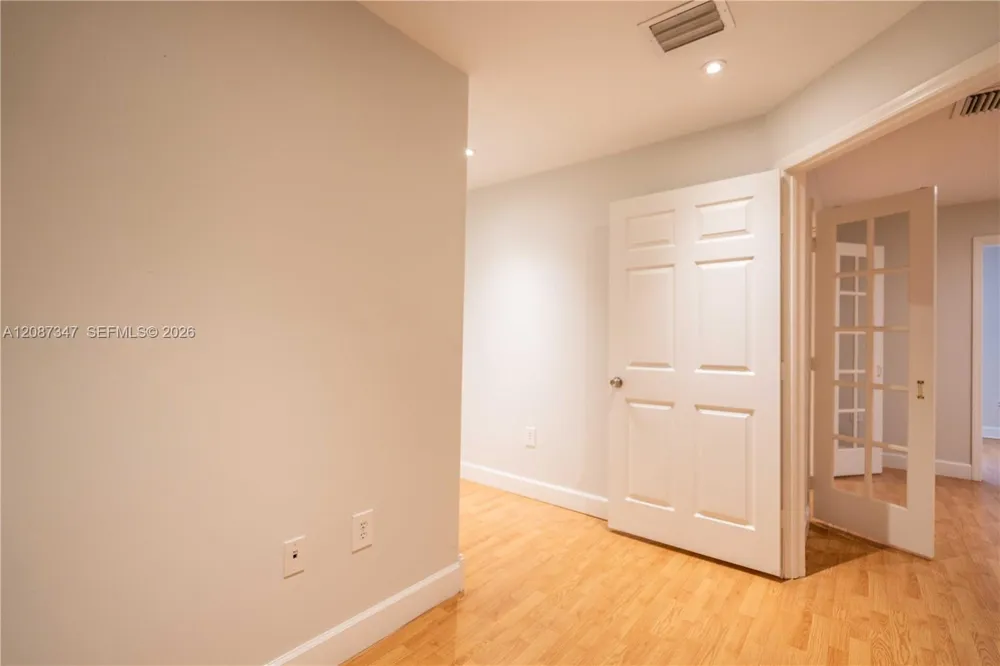 3119 Coral Way #200 Miami, FL 33145
