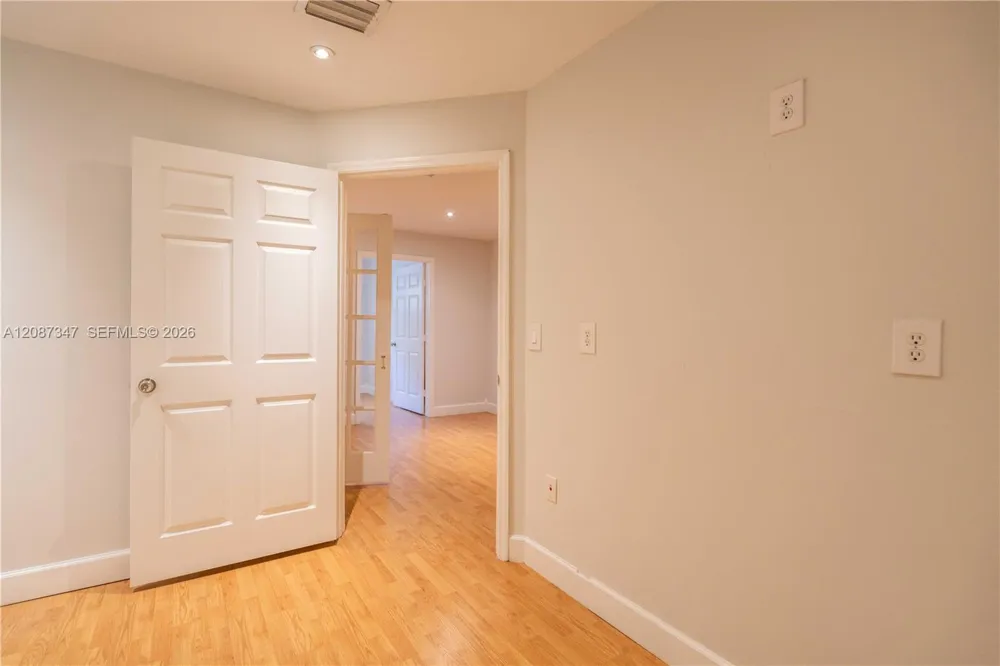 3119 Coral Way #200 Miami, FL 33145