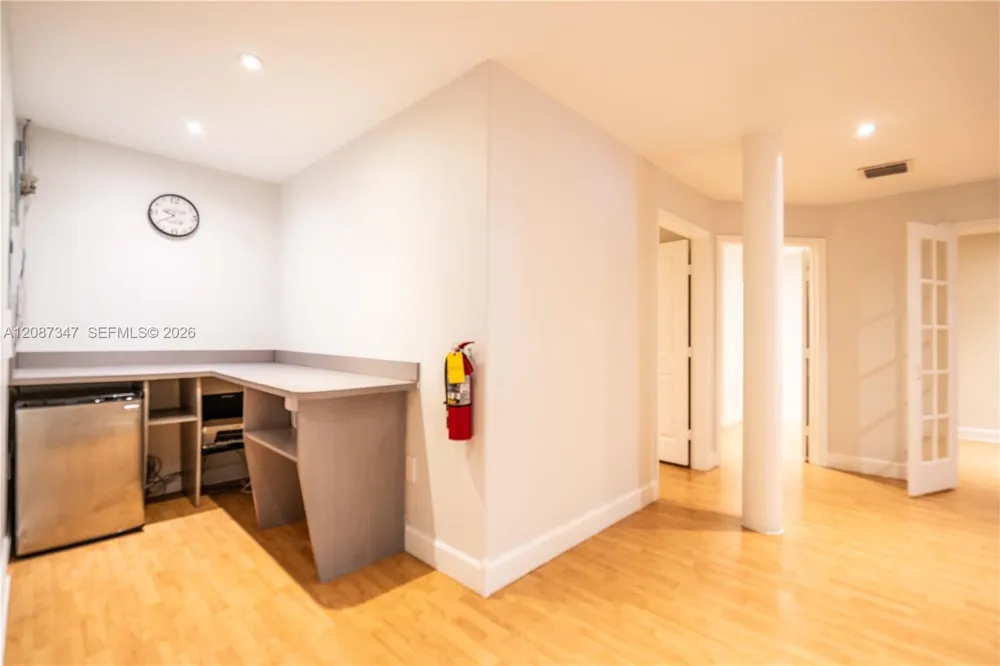 3119 Coral Way #200 Miami, FL 33145