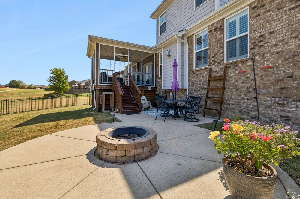 4044 Ethan Ave Mount Juliet, TN 37122