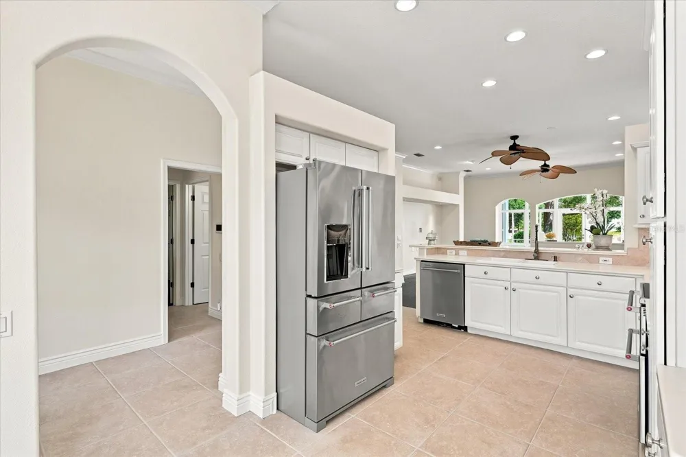 10209 SILVERADO CIRCLE Bradenton, FL 34202