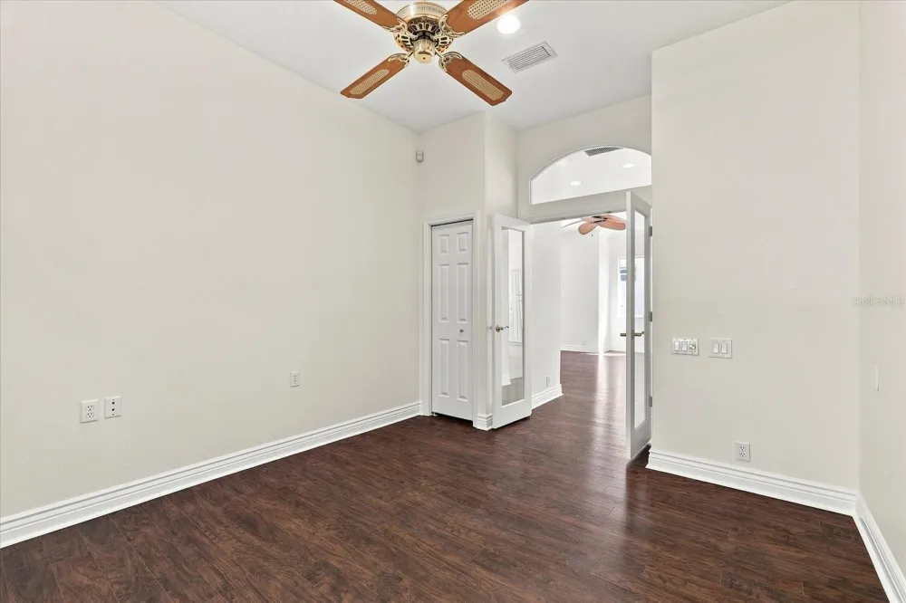 10209 SILVERADO CIRCLE Bradenton, FL 34202