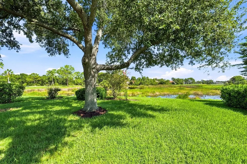 10209 SILVERADO CIRCLE Bradenton, FL 34202