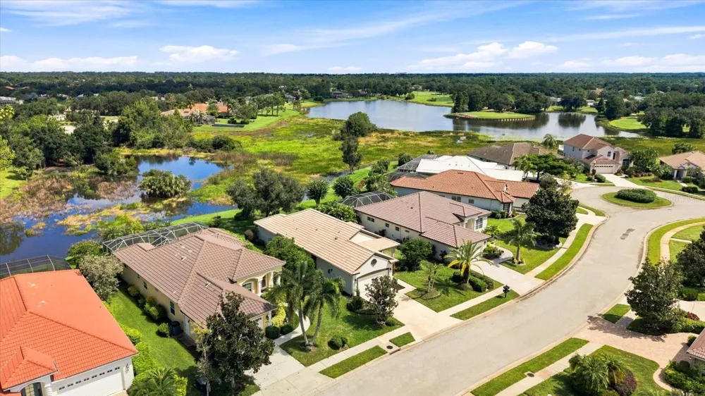10209 SILVERADO CIRCLE Bradenton, FL 34202