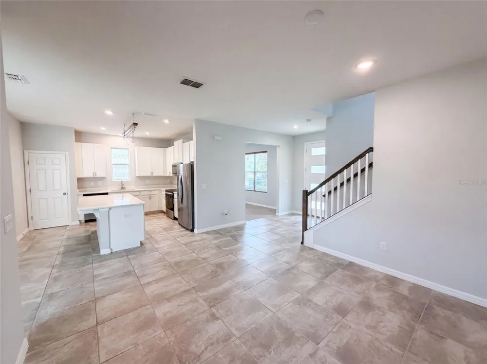 11945 GLOBE STREET Orlando, FL 32832