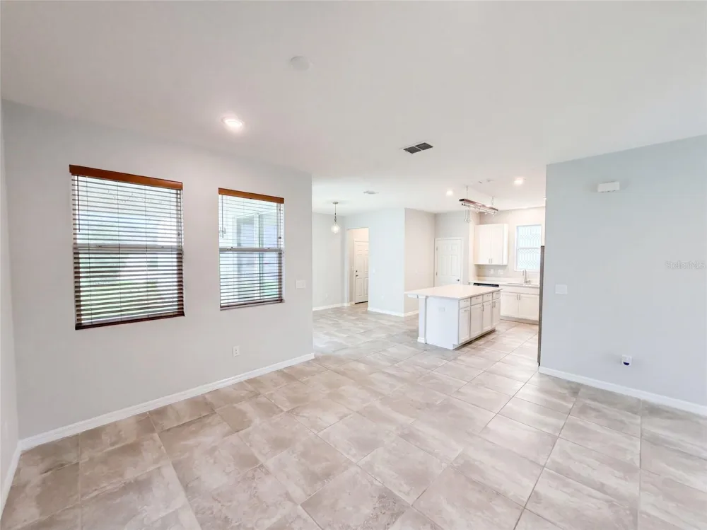 11945 GLOBE STREET Orlando, FL 32832
