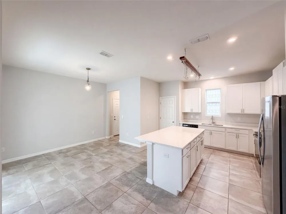 11945 GLOBE STREET Orlando, FL 32832