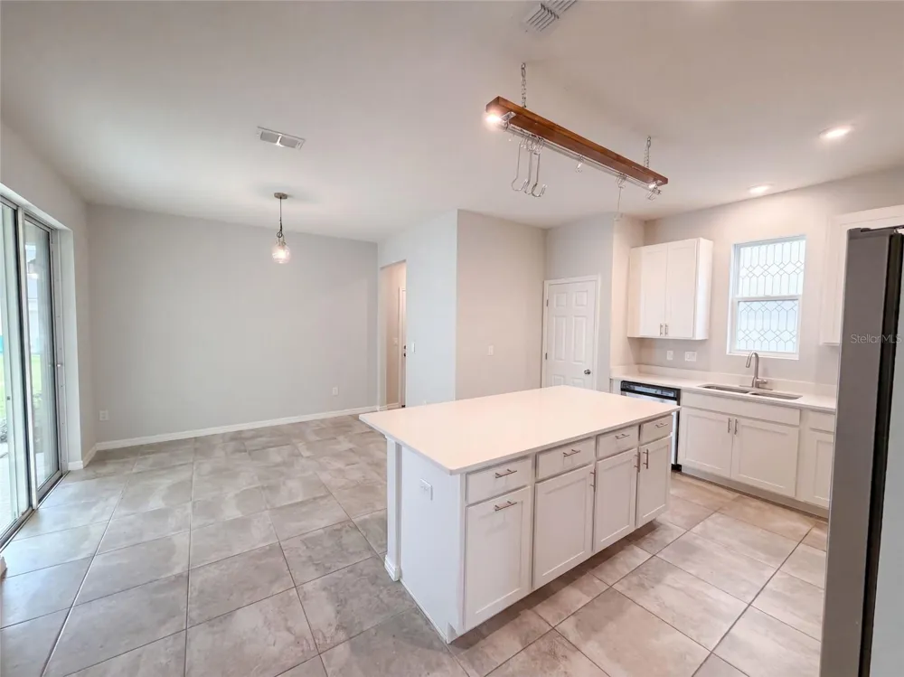 11945 GLOBE STREET Orlando, FL 32832