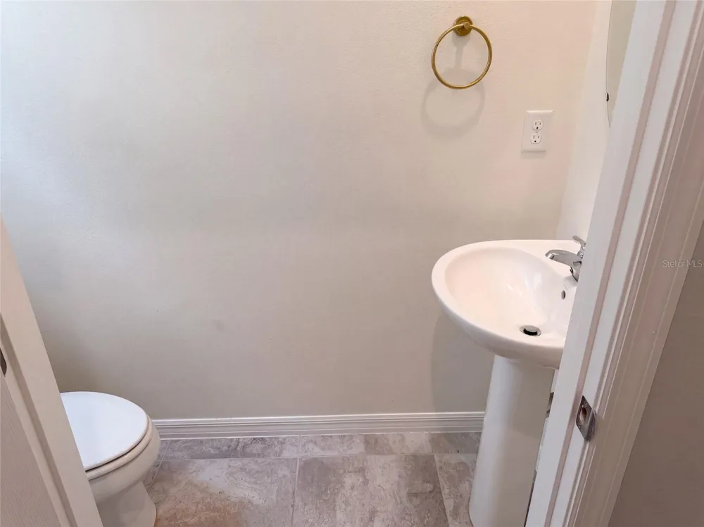 11945 GLOBE STREET Orlando, FL 32832