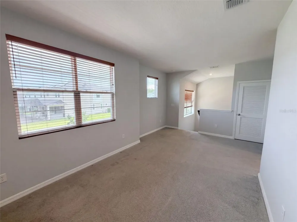 11945 GLOBE STREET Orlando, FL 32832