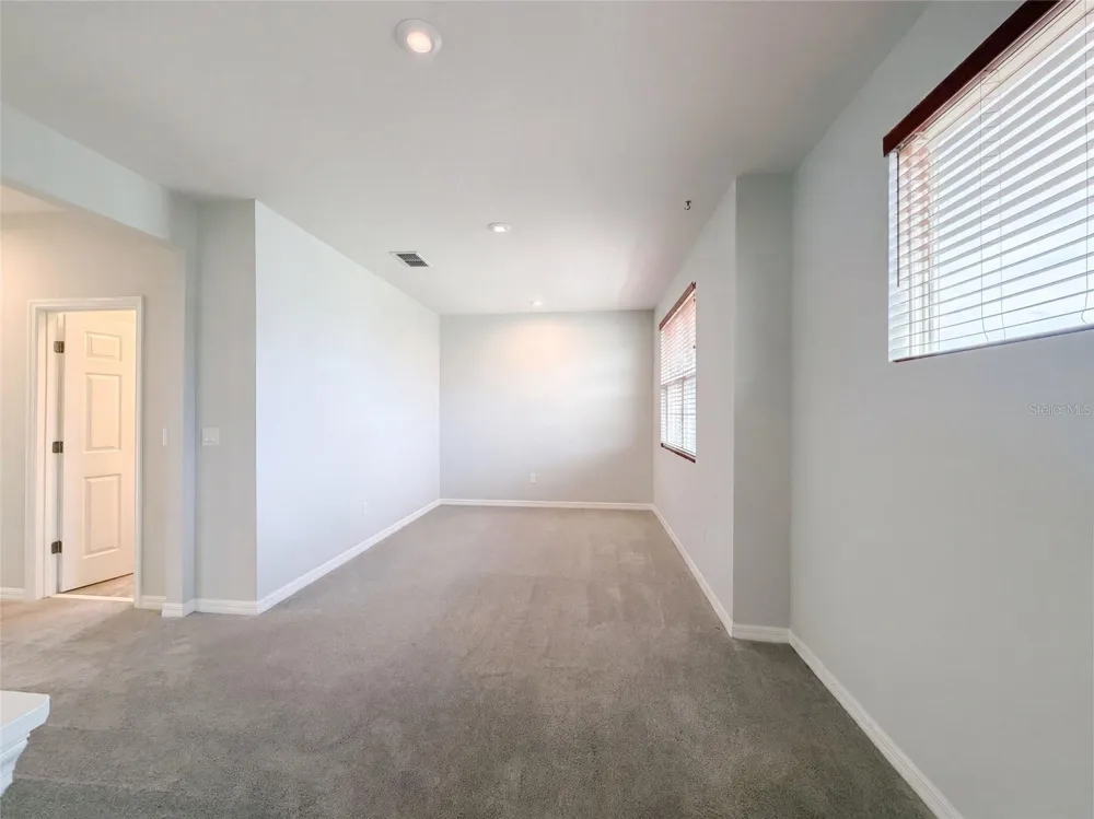 11945 GLOBE STREET Orlando, FL 32832