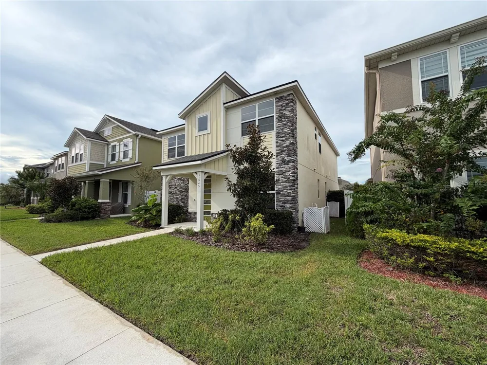 11945 GLOBE STREET Orlando, FL 32832