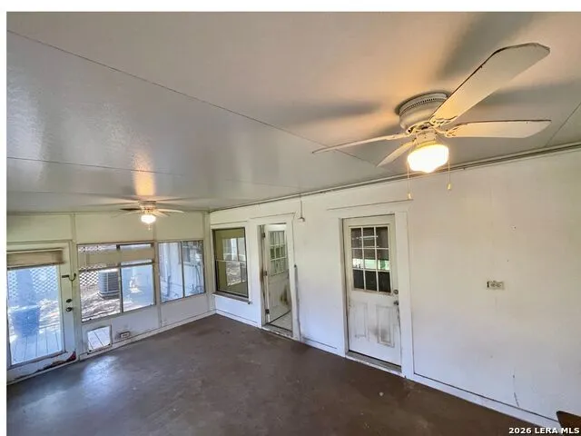111 Edgebrook Ln San Antonio, TX 78213