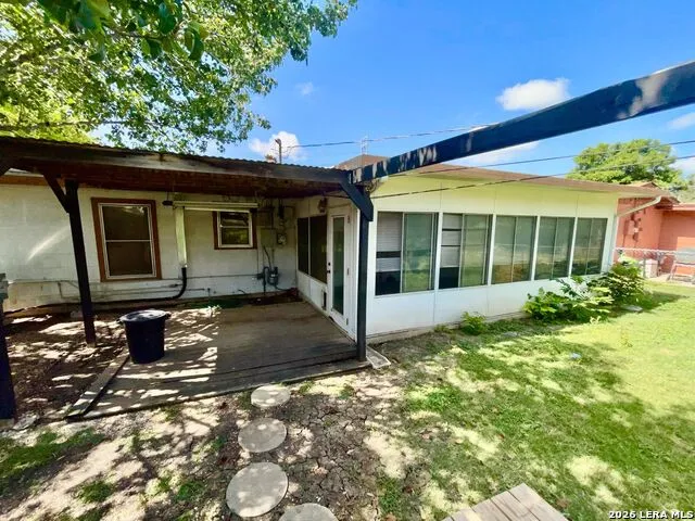 111 Edgebrook Ln San Antonio, TX 78213