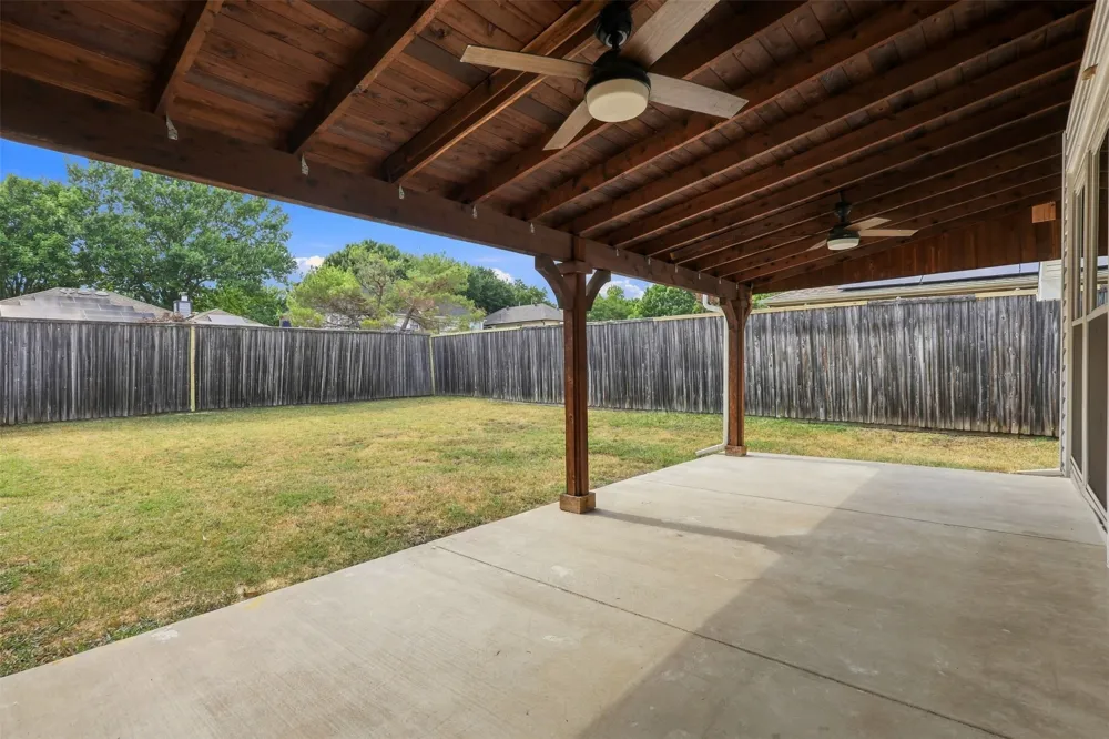 812 Fall Drive Allen, TX 75002